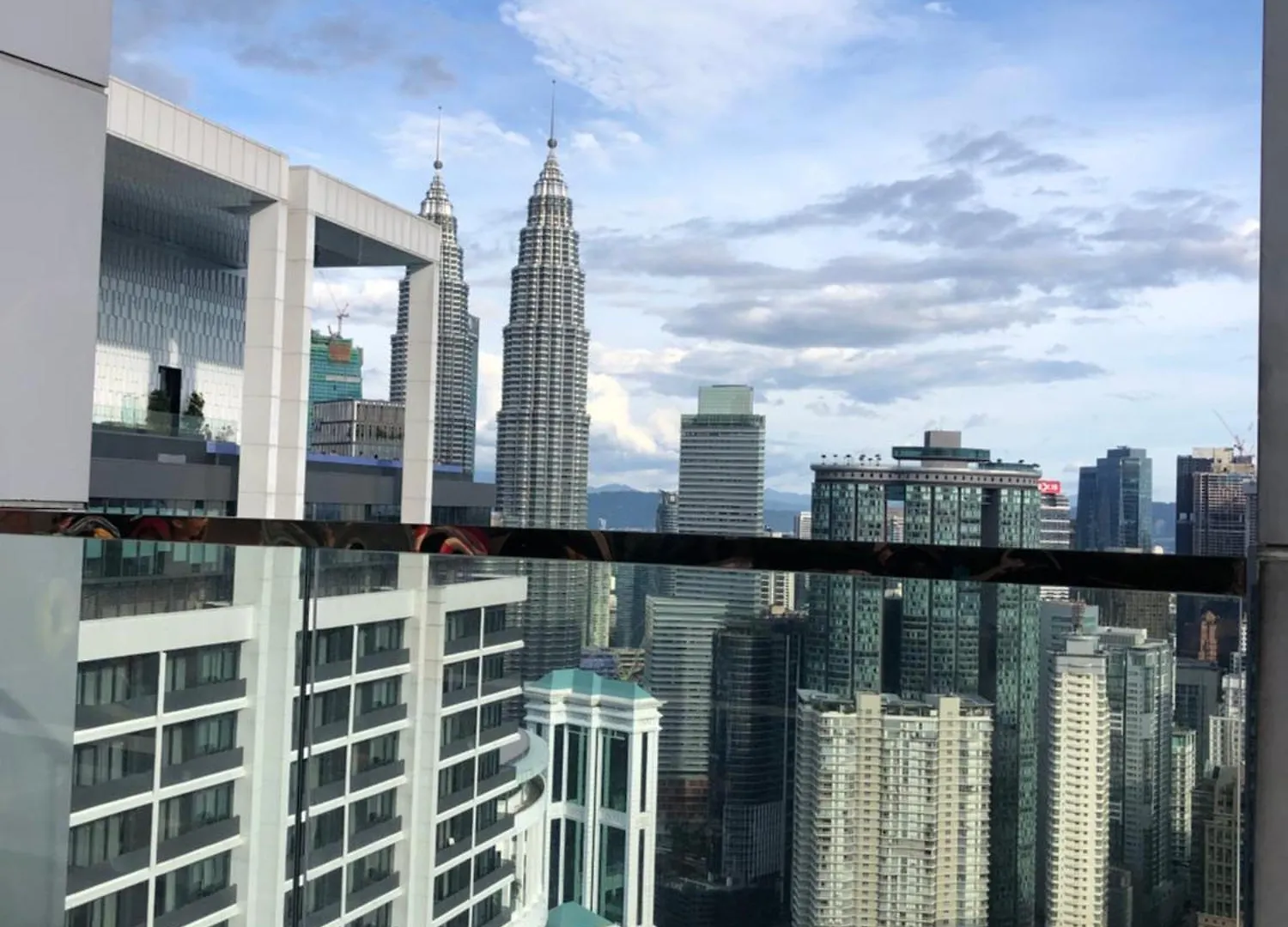 Platinum Kuala Lumpur By Sleepy Owl Suites 4*,  Malaysia